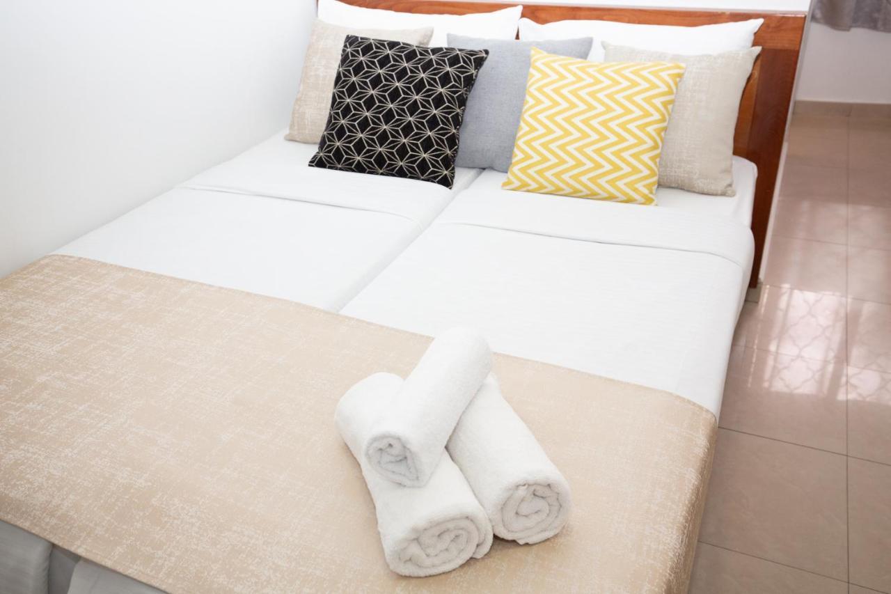 Motel Aviv 2*